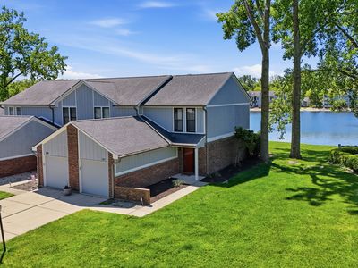 3189 Sandpiper North Dr