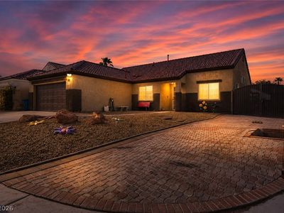2402 White Sails Ct