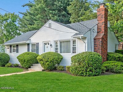 361 Meadowbrook Avenue