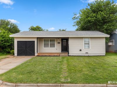 2404 Wedgewood Ave