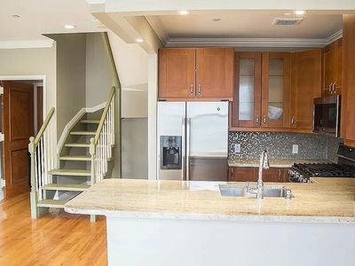 198 Monitor St APT 2A