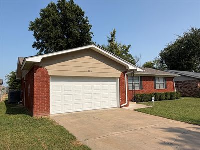 Property at 906 S Choctaw Pl, Claremore, OK