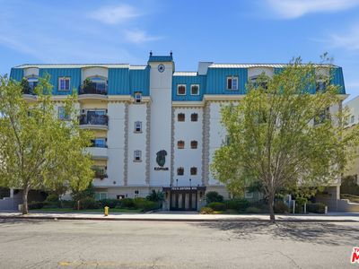 722 S Oxford Ave APT 305