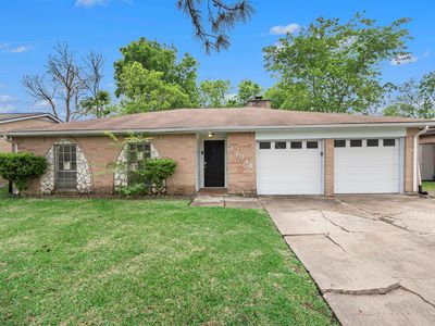 17014 Forest Bend Ave