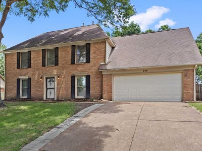 856 Wood Shadows Ln N