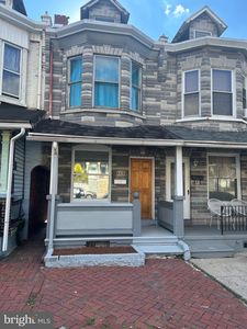 442 N 13th St