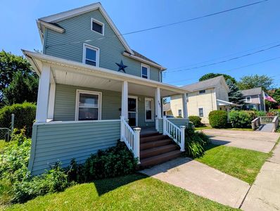 101 Lake St