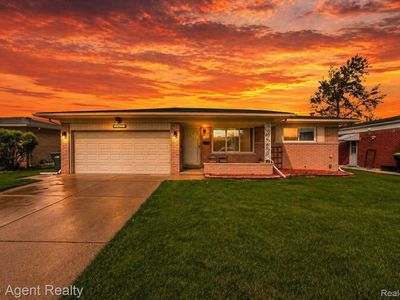 33437 Somerset Dr