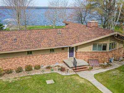 3899 Whippoorwill Dr