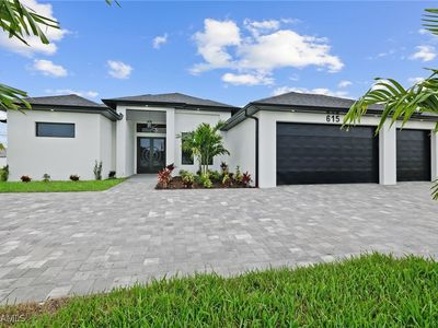 615 Tropicana Pkwy W
