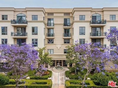 430 N Oakhurst Dr #406