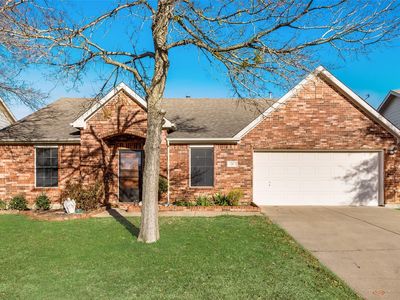 1202 Halifax Ln