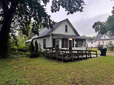 309 NE Twiss Ave