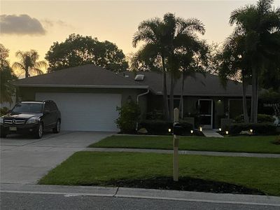 1833 Oak View Dr