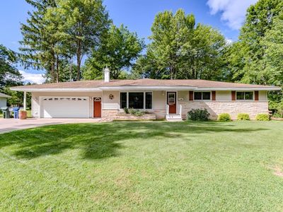 1106 WOODWARD AVENUE