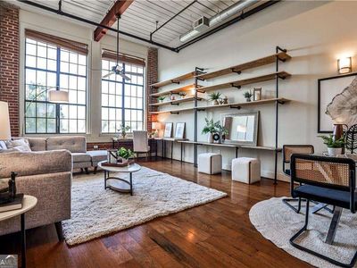 1261 Caroline St NE APT 206