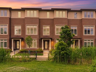 11 Forest Ave #17
