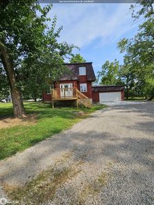 1212 Hutchinson Ave