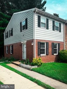 8217 Parham Ct