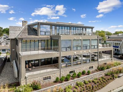 111 Rowayton Avenue #302