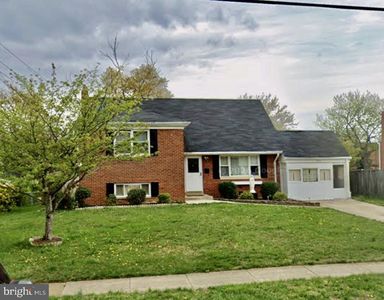 5818 Channing Rd