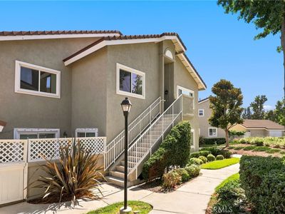 549 Springbrook N