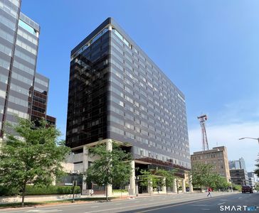 127 Greyrock Place #506