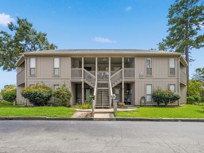 862 B Tall Oaks Ct. #B