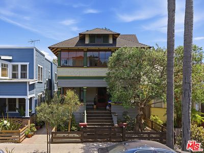 218 Horizon Ave