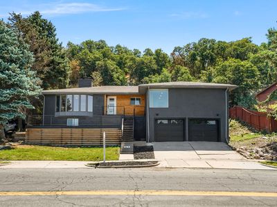 552 Chelsea Dr