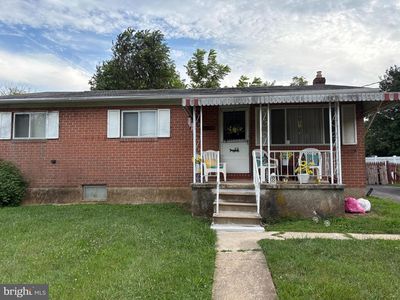 5935 Harford Ave