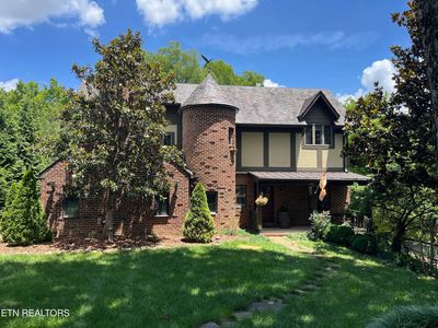516 Scenic Dr