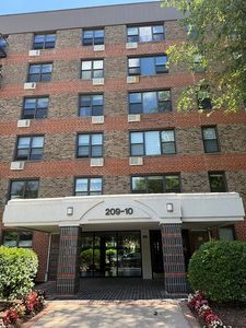 20910 41st Ave APT 1R