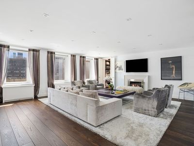 340 E 72nd St APT 9S