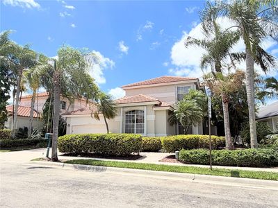 1510 Lacosta Dr W