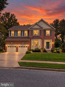 2427 Chelmsford Dr