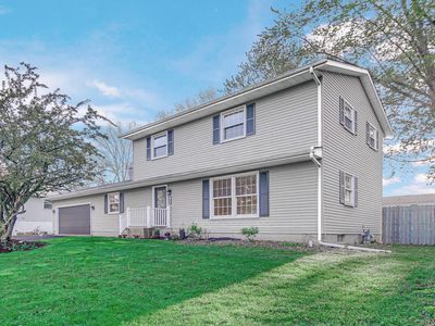 1602 Carriage Dr