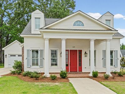 1049 Fieldstone Ln