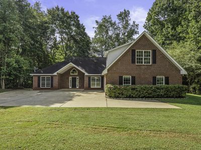 Property at 667 Lake Harding Dr, Hamilton, GA