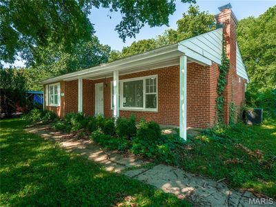 377 N Schlueter Ave
