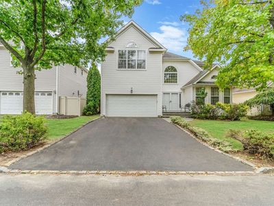 30 Honeysuckle Court