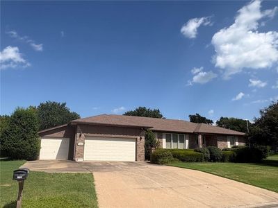 3100 Regency Dr