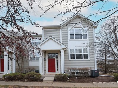 Property at 34399 N Barberry Ct, Round Lake, IL