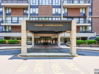 1 Horizon Rd APT 1001
