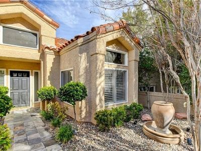 5010 Longboat Cir