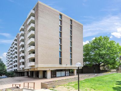 240 M St SW #E214