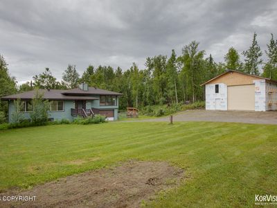 1151 N Leatherleaf Loop