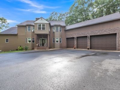 198 S Royalston Rd