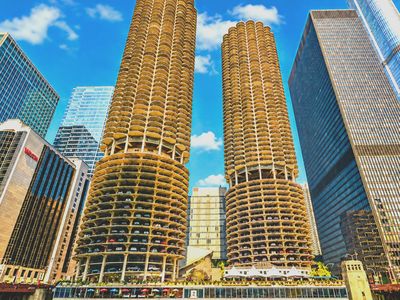 300 N State St APT 5620