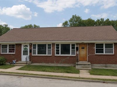 2401 Park Dr